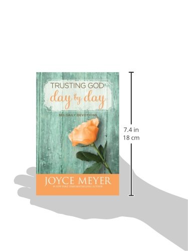 Trusting God Day by Day: 365 Daily Devotions by Meyer, Joyce