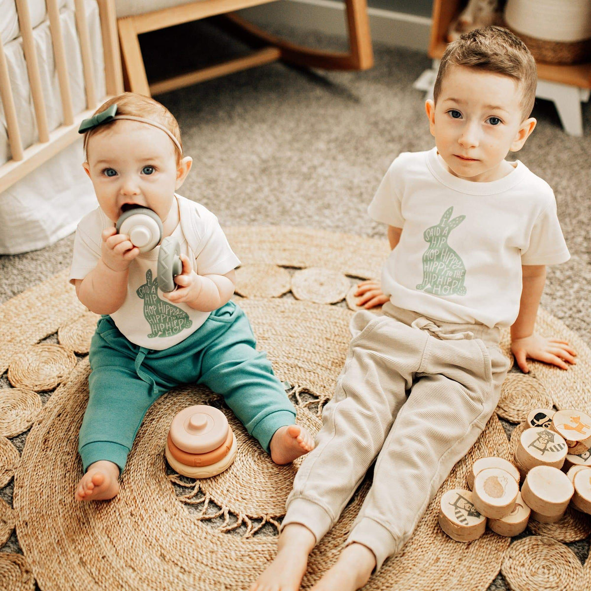 graphic tee | hippy hoppy