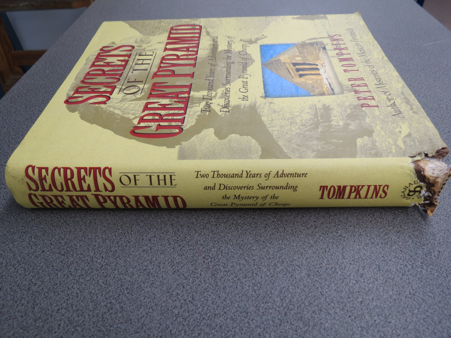 Secrets of the Great Pyramid by Tompkins, Peter