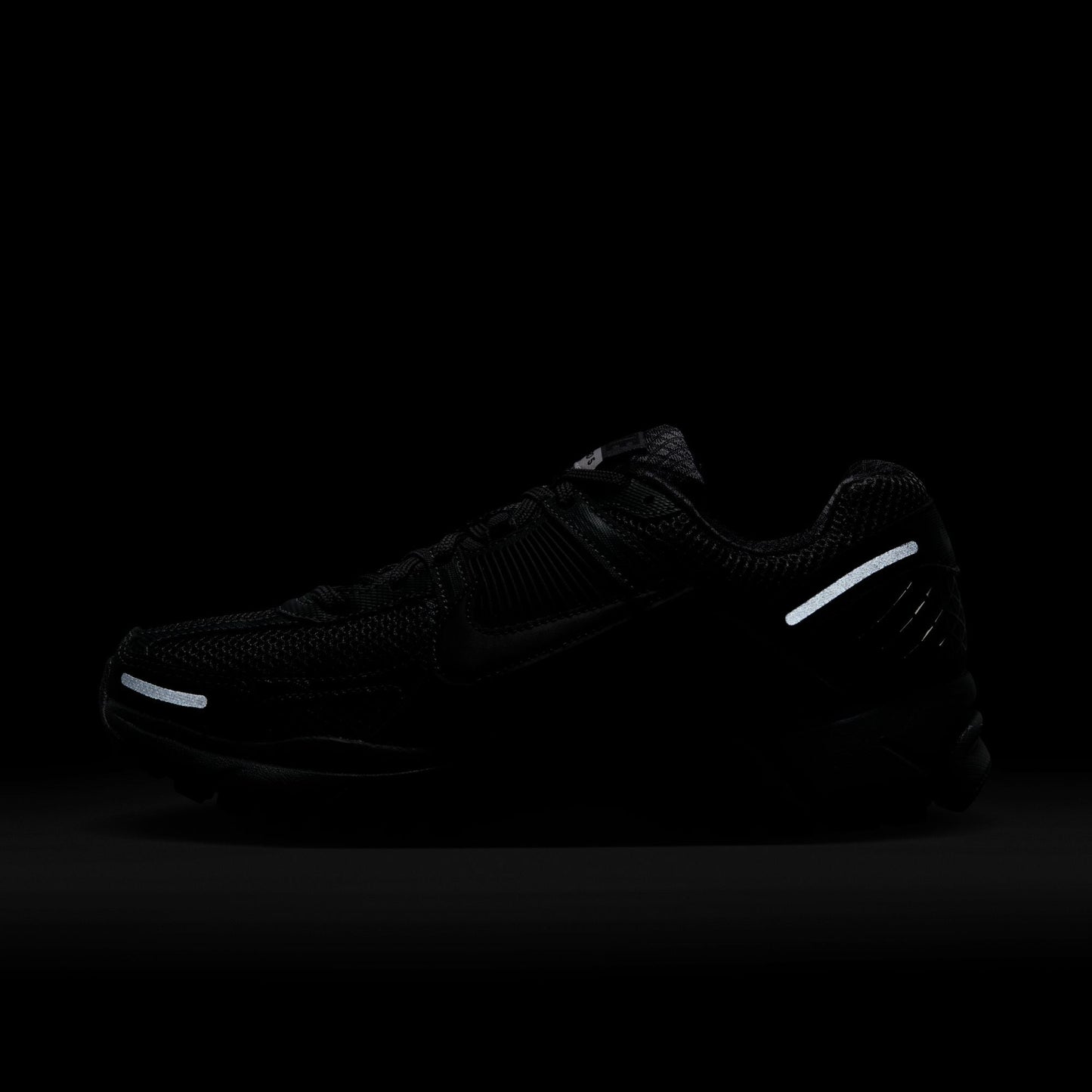 Nike Womens Zoom Vomero 5 - Black