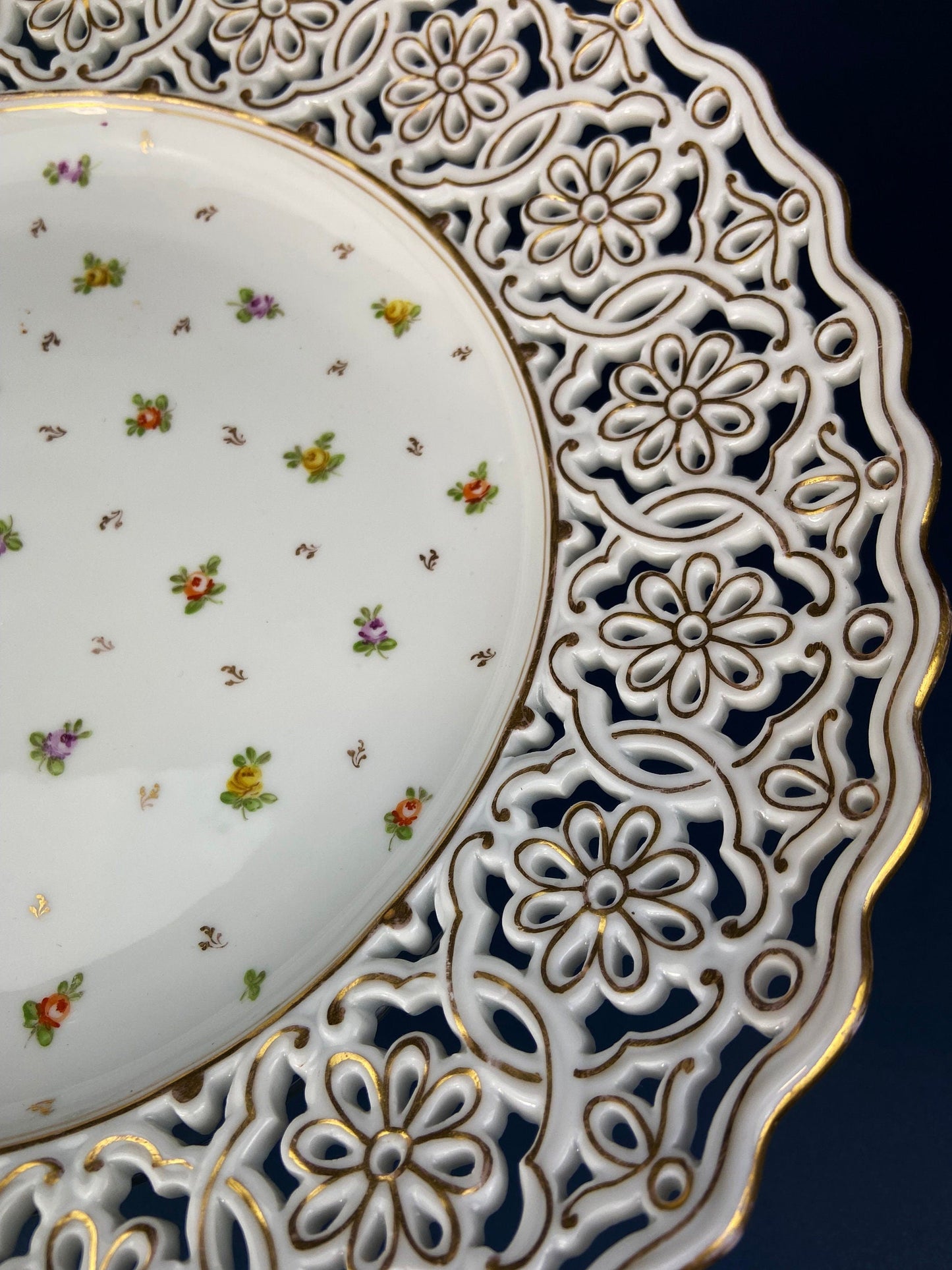 Antique Meissen Reticulated Hand-Painted Tea Rose Serving Platter
