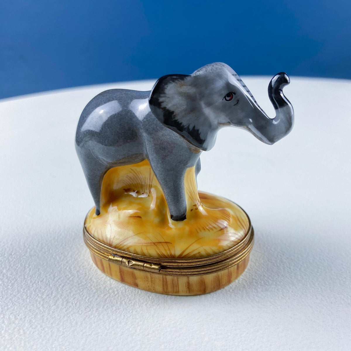 Mom and Baby Rhinos Vintage Retired Limoges Miniature Box. Collectible Porcelain & Brass Trinket Ring Pill Box. African Safari Design.