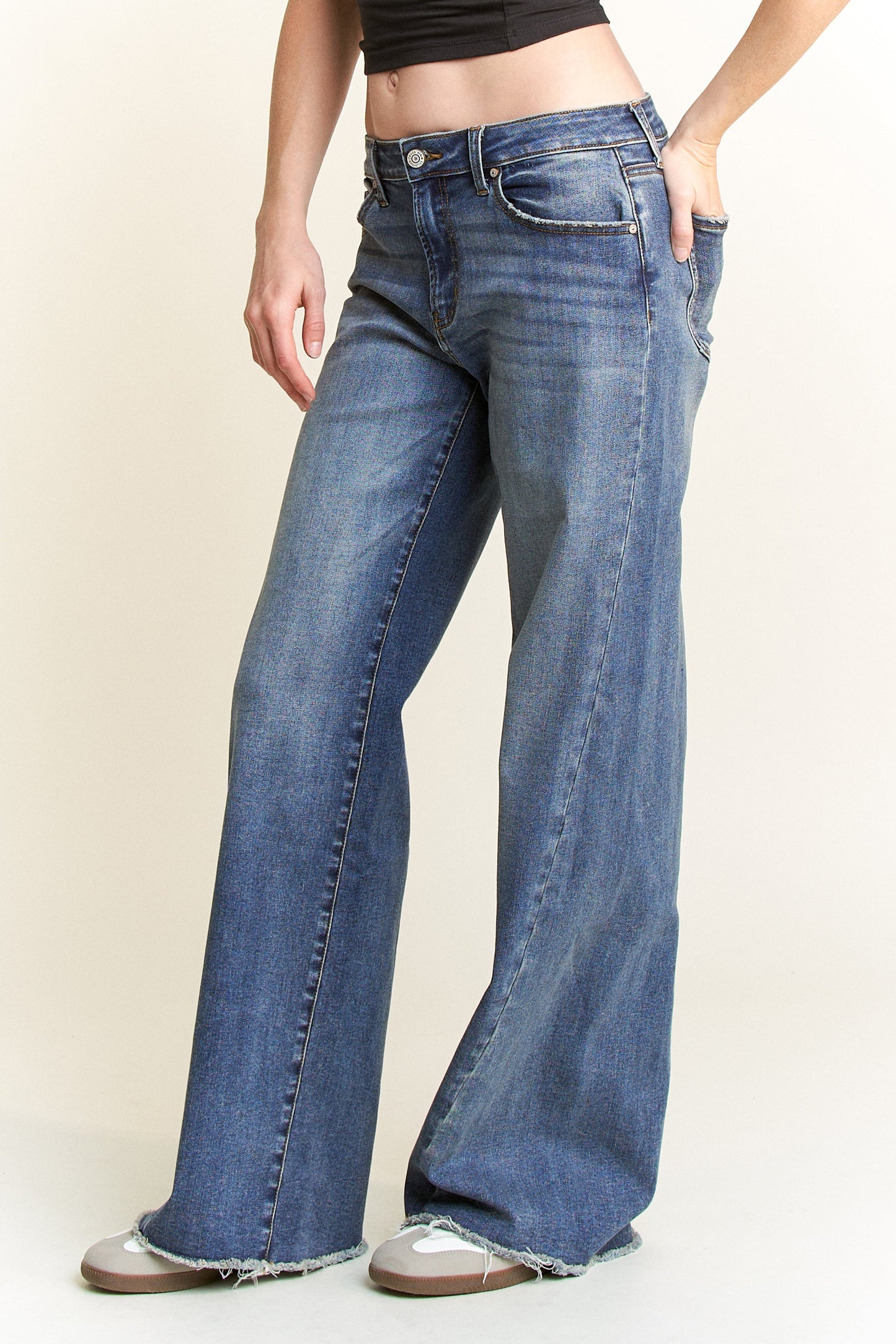 Low Rise Baggy Wide Leg Jeans