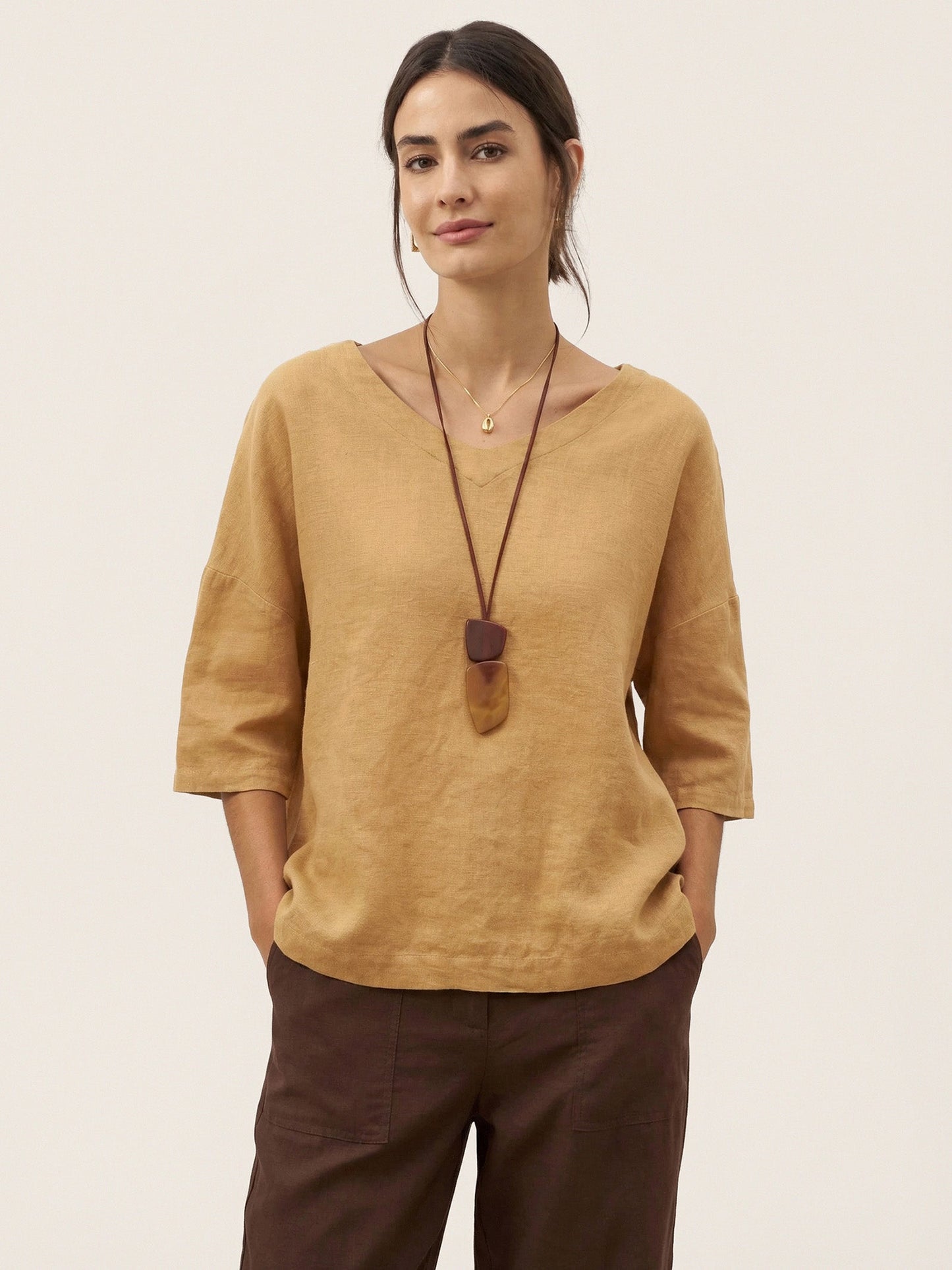 100% Linen V-Neck 3/4 Length Sleeve Top DORA