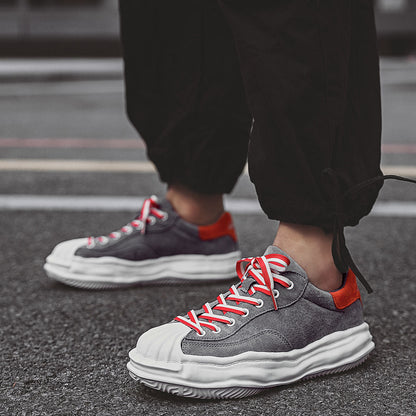 LQ225 EMA 11 Sneakers
