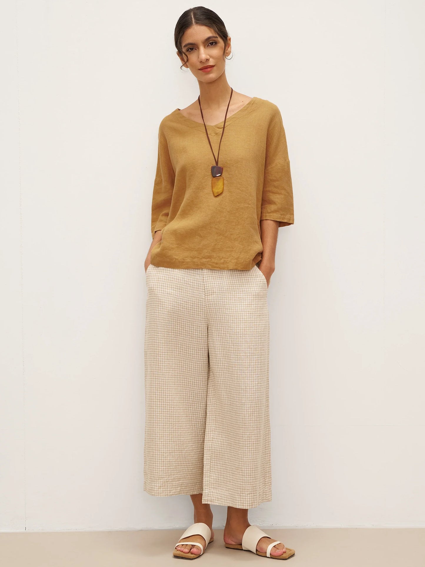 100% Linen V-Neck 3/4 Length Sleeve Top DORA