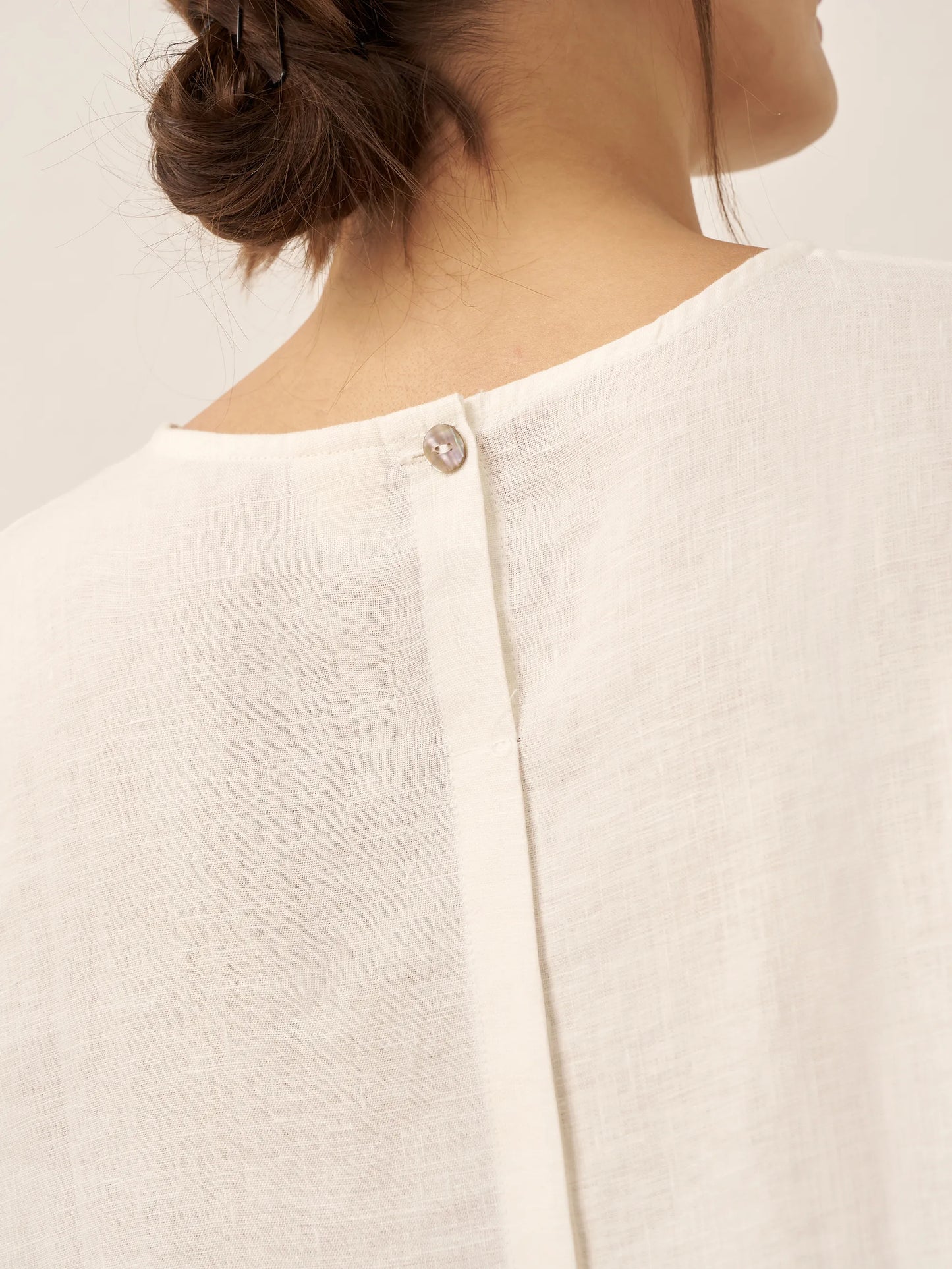100% Linen Round Neck Mid-Sleeve Top ROBYN