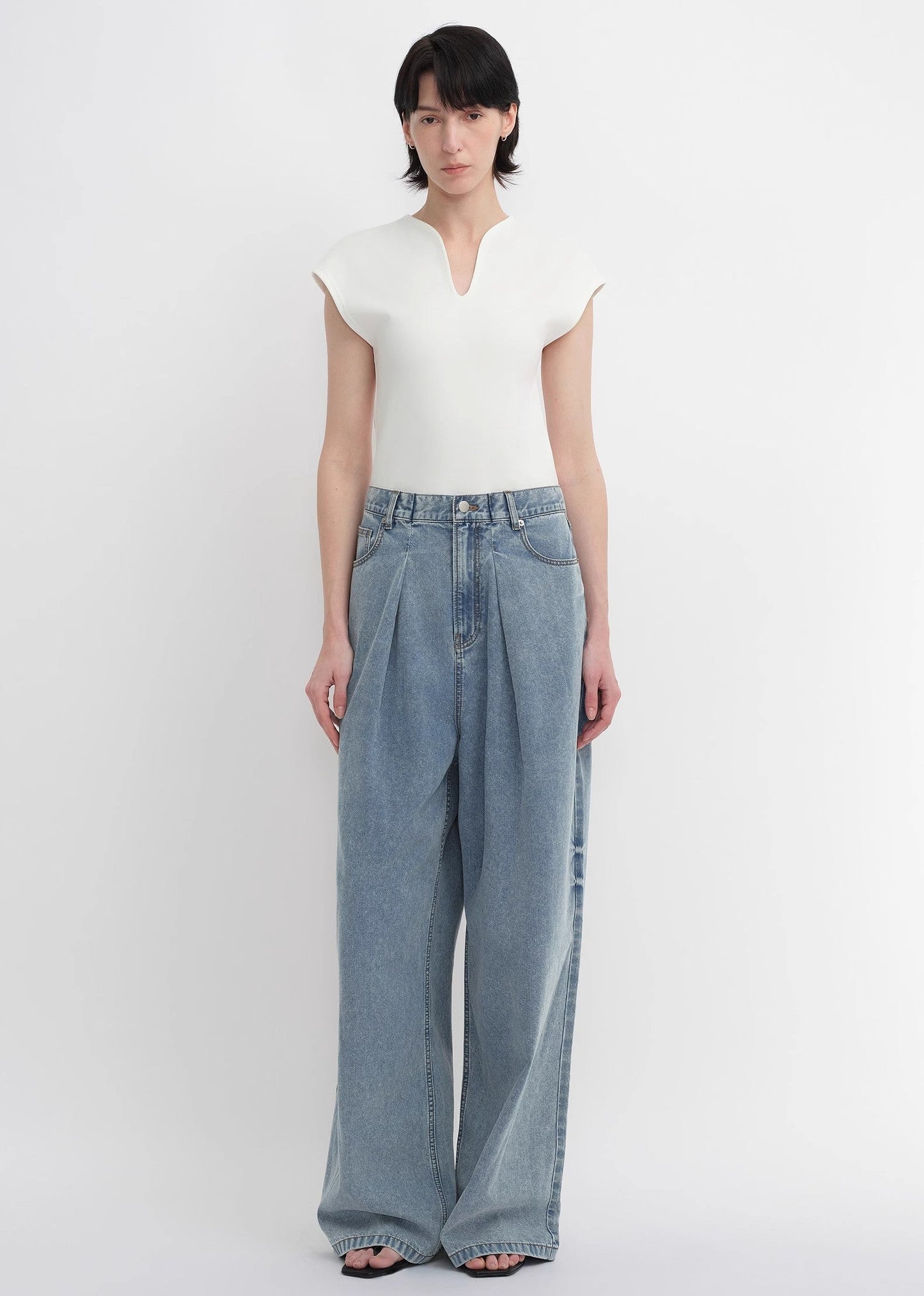 Soft Tencel Cotton Light Structure Pleated Loose Straight Wide Leg Jeans for Women