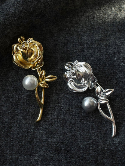 Freshwater Pearl & Alloy Rose Carved Brooch