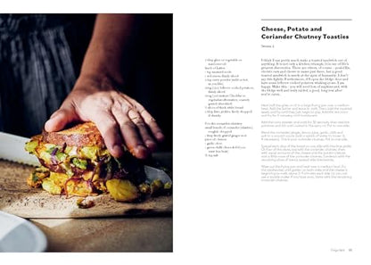 The Veggie Family Cookbook: 120 Recipes for Busy Families by