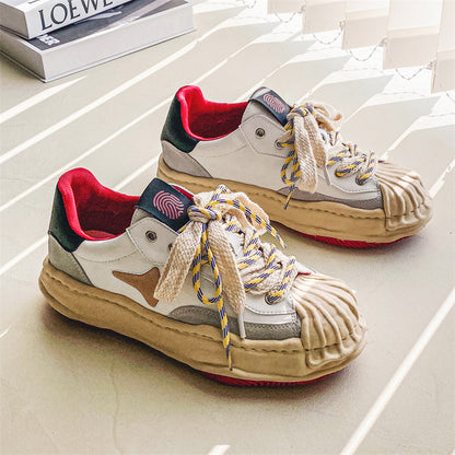 22020 EMA 12 Sneakers