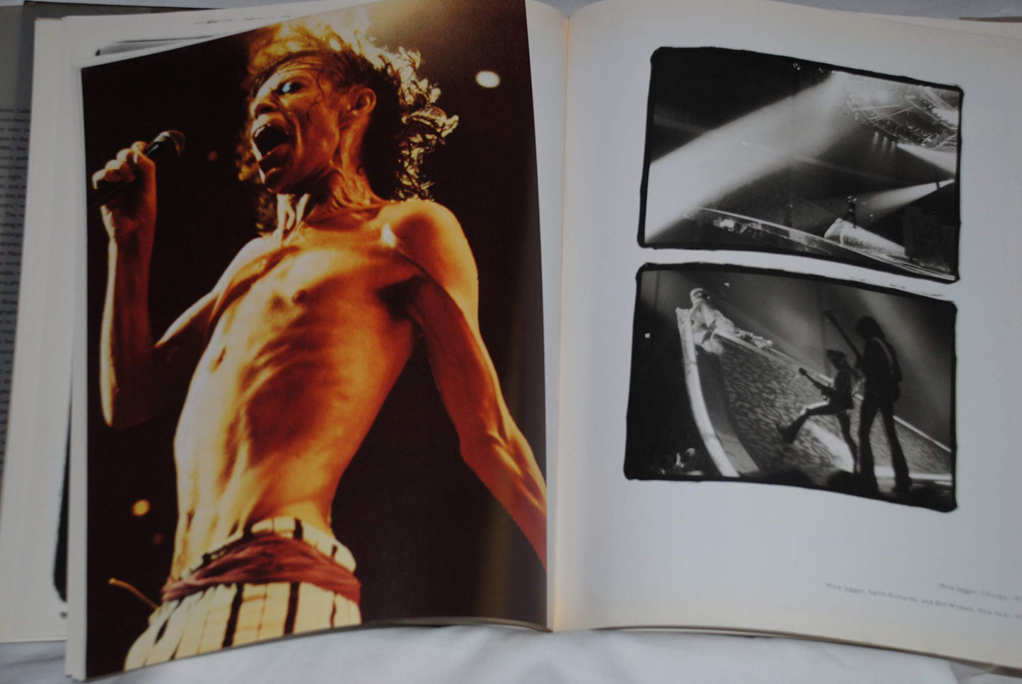 Annie Leibovitz, Photographs, 1970-1990 : Including a Conver