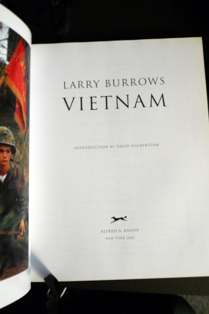 Larry Burrows: Vietnam by Burrows, Larry