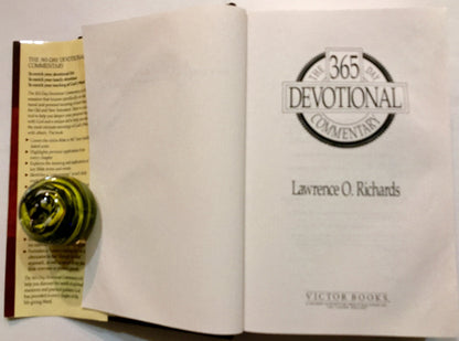 365 Day Devotional Commentary by Richards, Larry;Richards, L