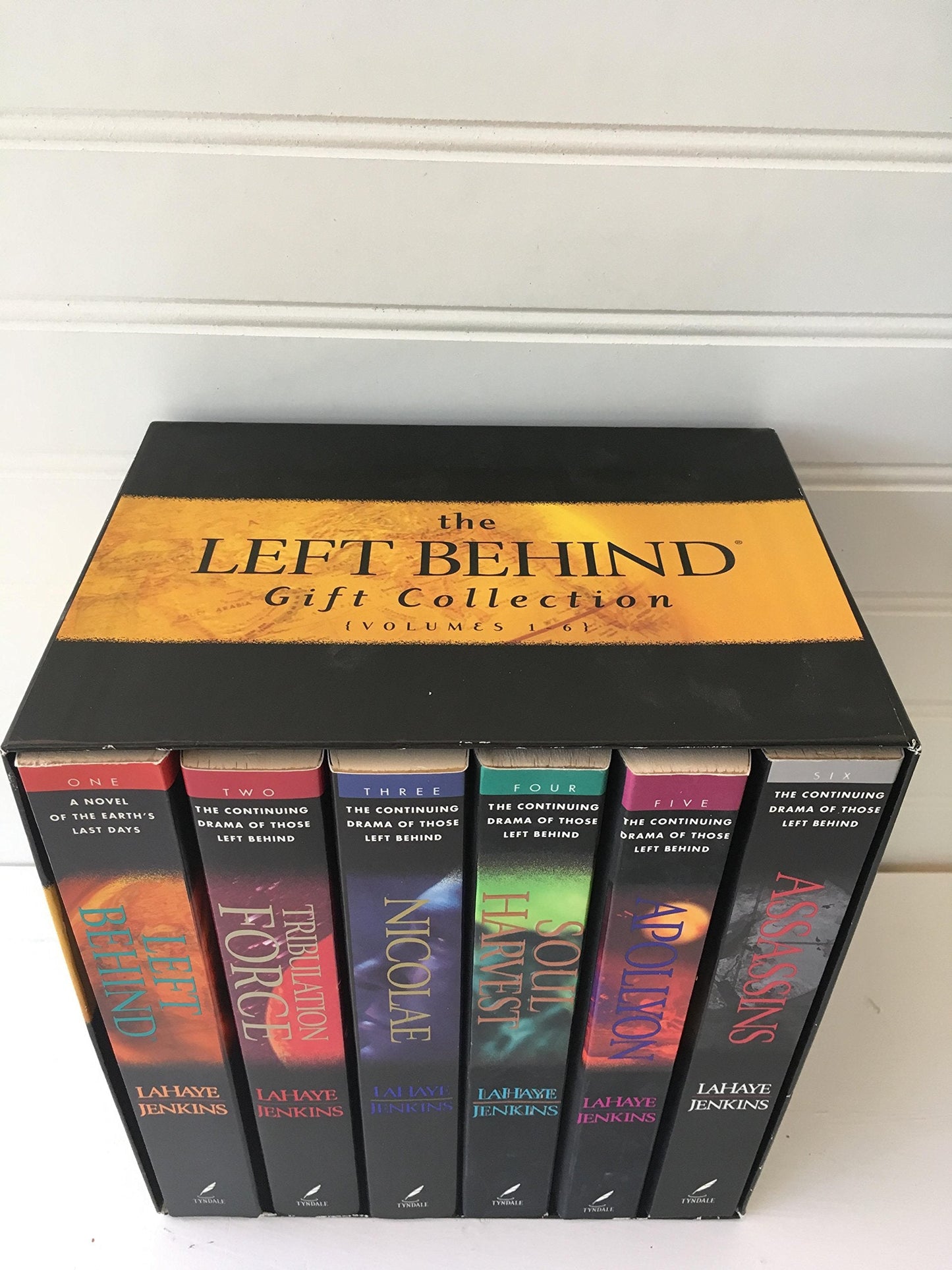 Left Behind softcover books 1-6 boxed set (Left Behind) by J