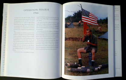 Larry Burrows: Vietnam by Burrows, Larry