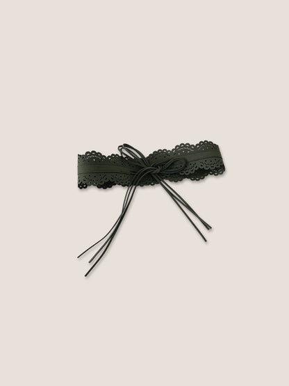 Lace-Trimmed Waist Cincher Belt