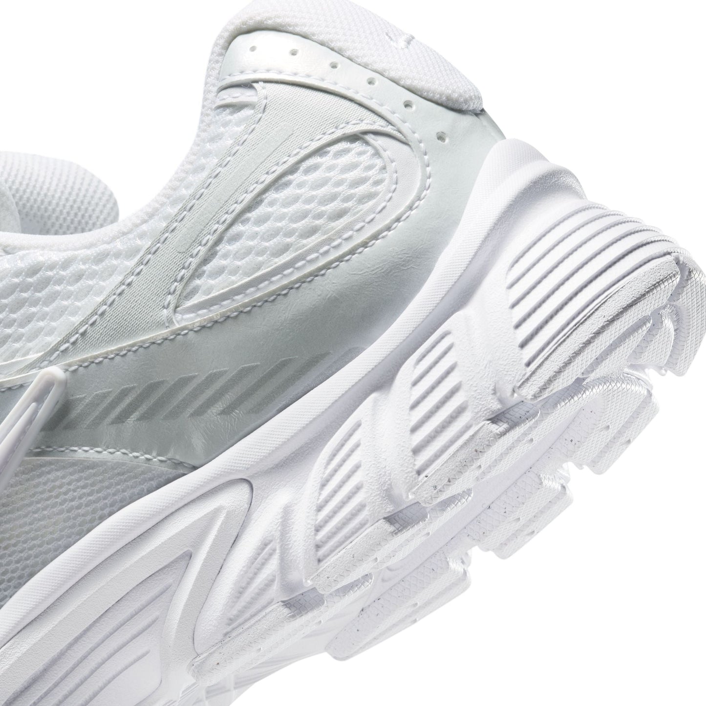 Nike Mens V5 RNR - White