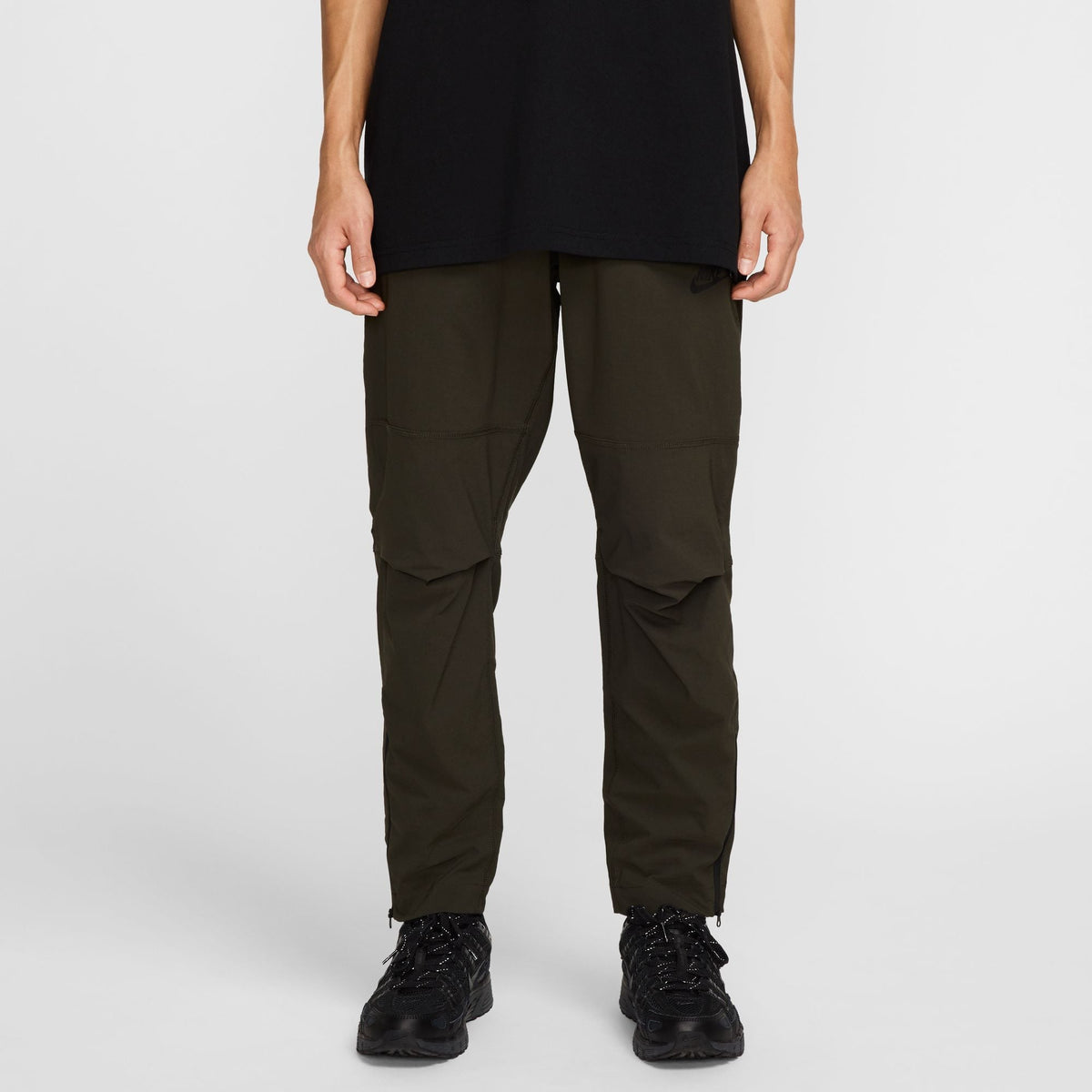 Nike Mens Tech Woven Pants - Sequoia/Black