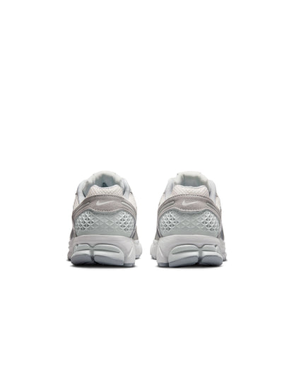 Nike Women's Zoom Vomero 5 - Pure Platinum