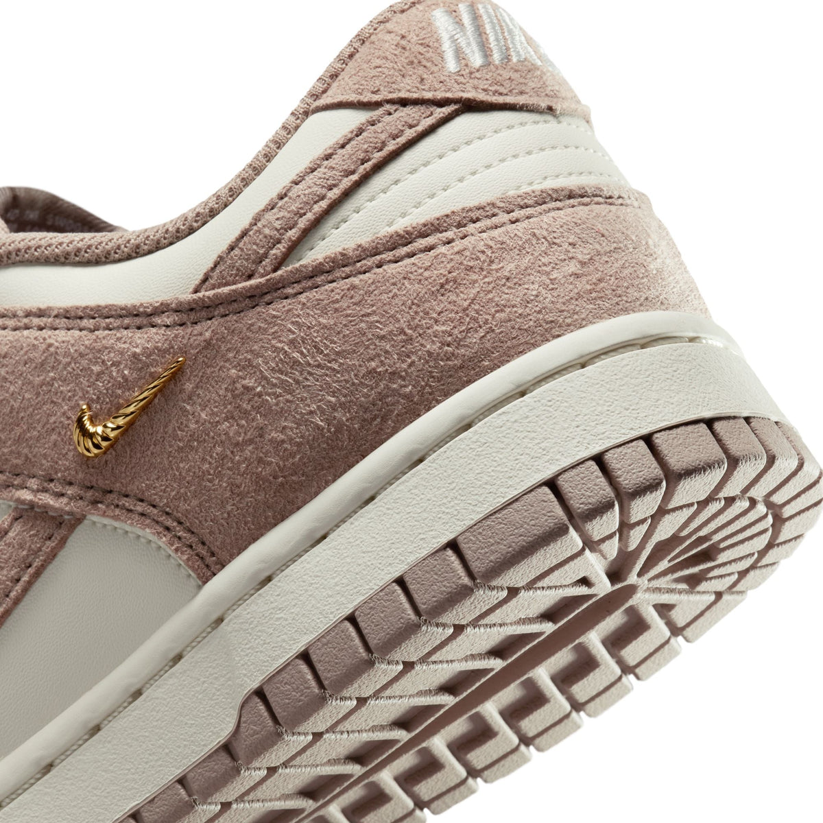 Nike Womens Dunk Low - Sail