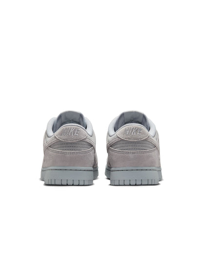 Nike Mens Dunk Low Retro SE - Wolf Grey
