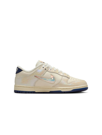 Nike Womens Dunk Low - Soft Pearl
