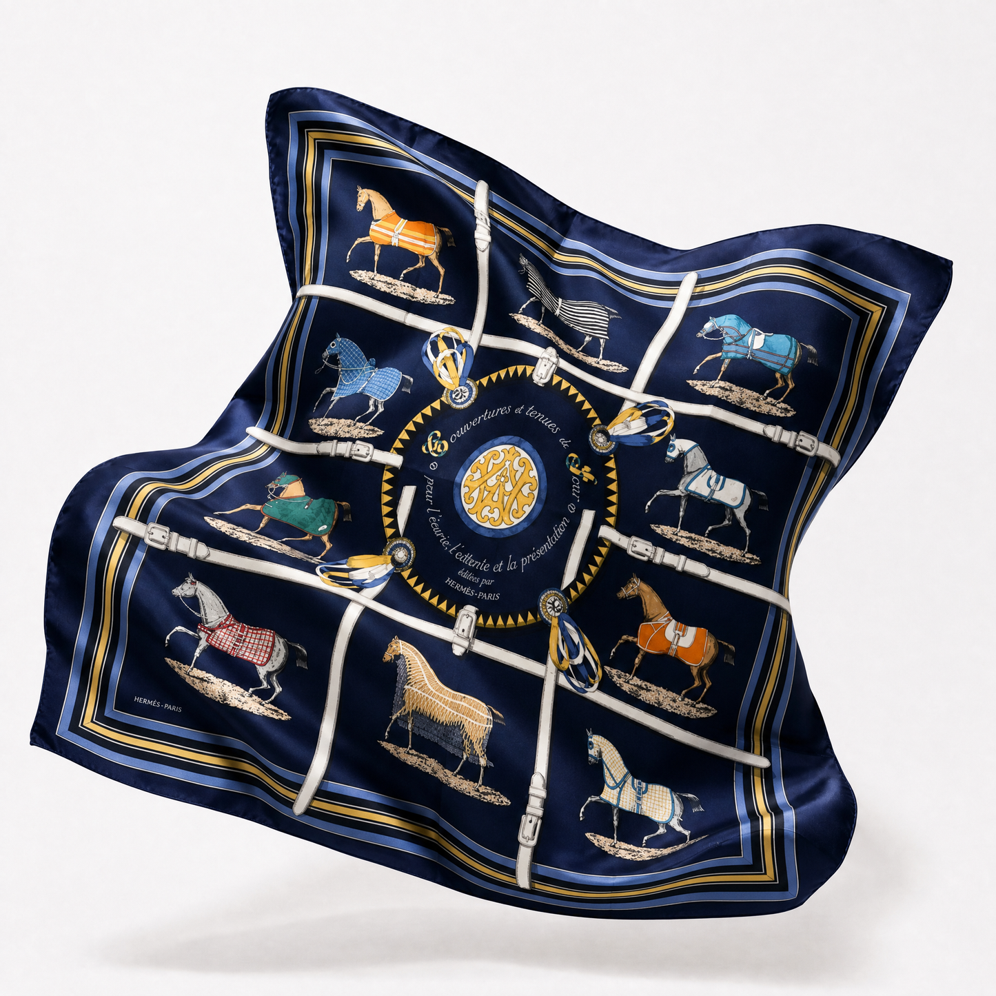 Couvertures et Tenues du Jour Blue Vintage Silk Scarf Beauty Bag