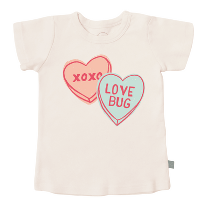 graphic tee | candy hearts