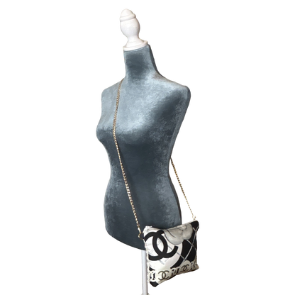 CC Logo Camellia Noir Vintage Scarf Crossbody Bag