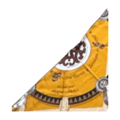Couvertures et Tenues du Jour Vintage Silk Scarf & Cashmere Throw Blanket