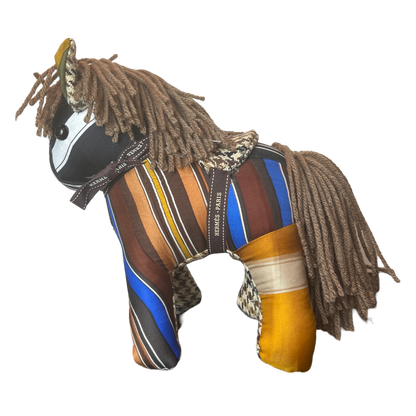 Couvertures et Tenues du Jour Vintage Silk Scarf Noble Pony