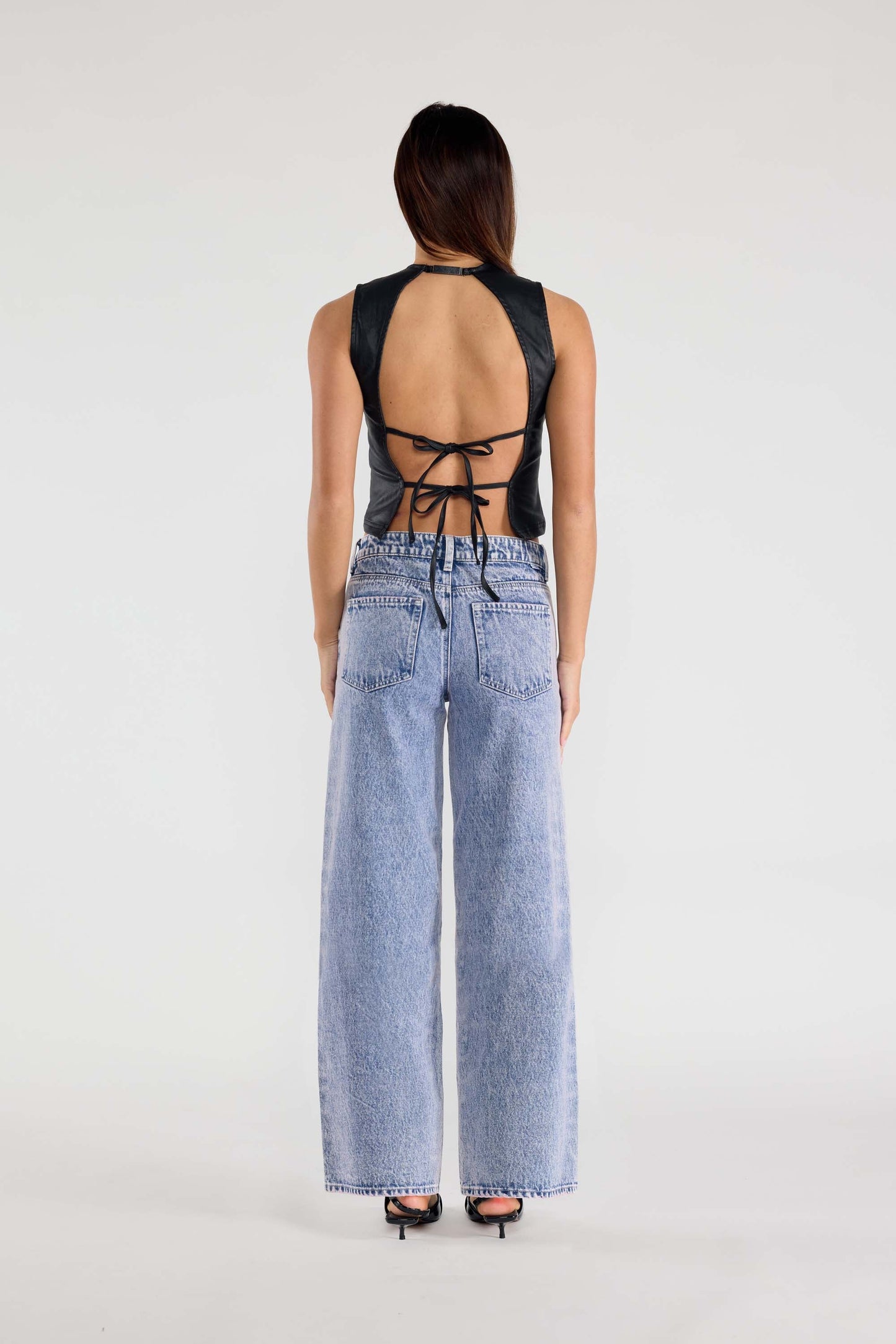 Mid Waist Relaxed Wide Leg Jeans