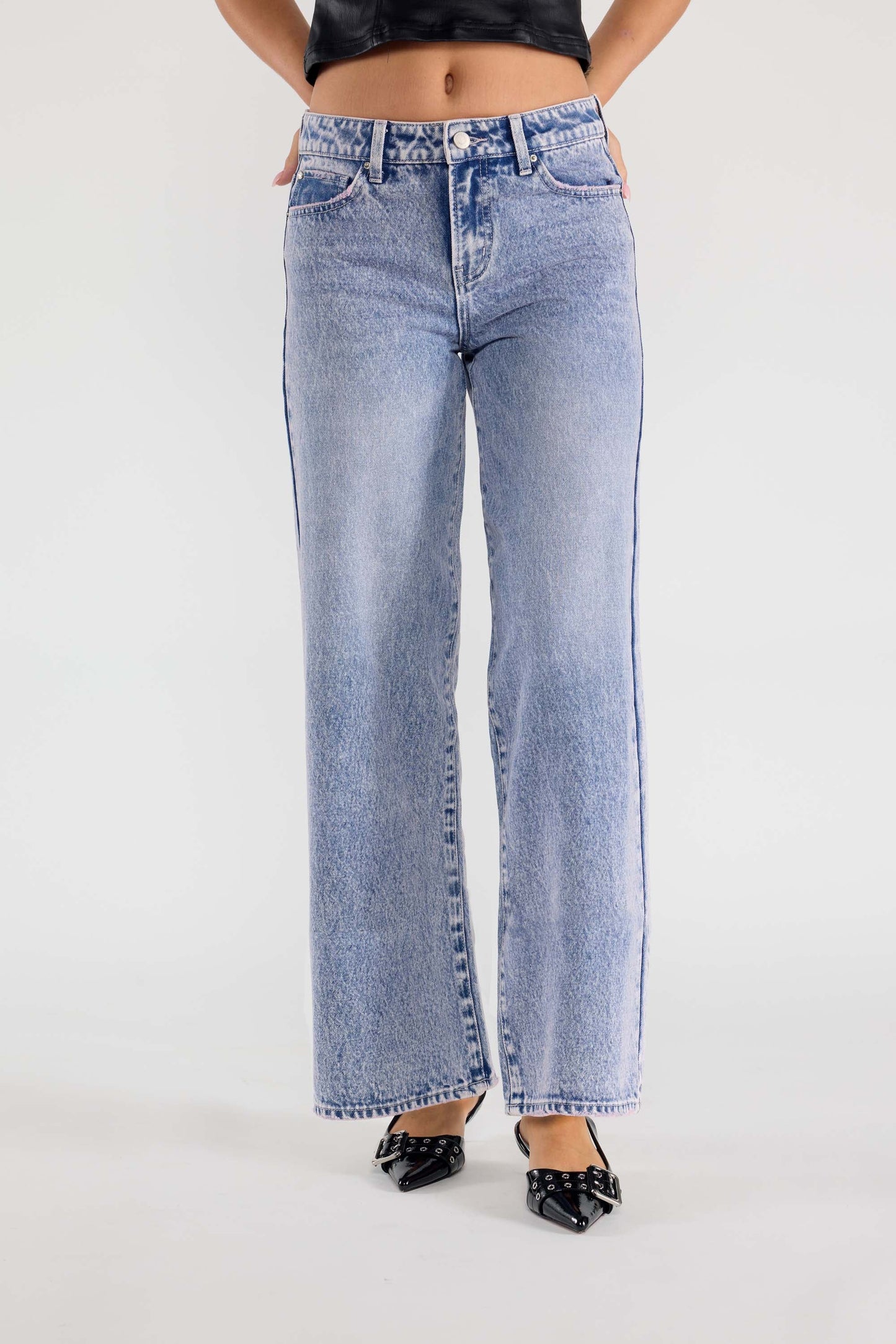 Mid Waist Relaxed Wide Leg Jeans