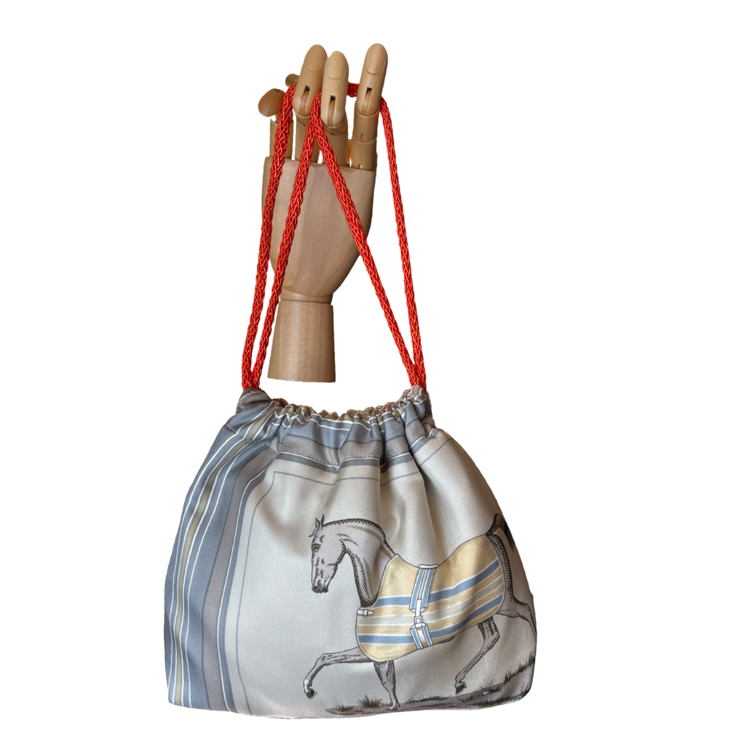 Couvertures et Tenues du Jour George V Vintage Silk Scarf Drawstring Crossbody Bag