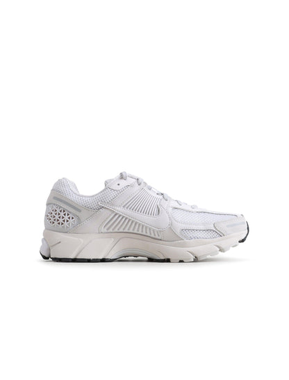 Nike Womens Zoom Vomero 5 - Triple White