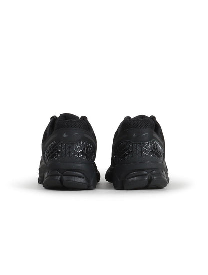 Nike Mens Zoom Vomero 5 - Triple Black