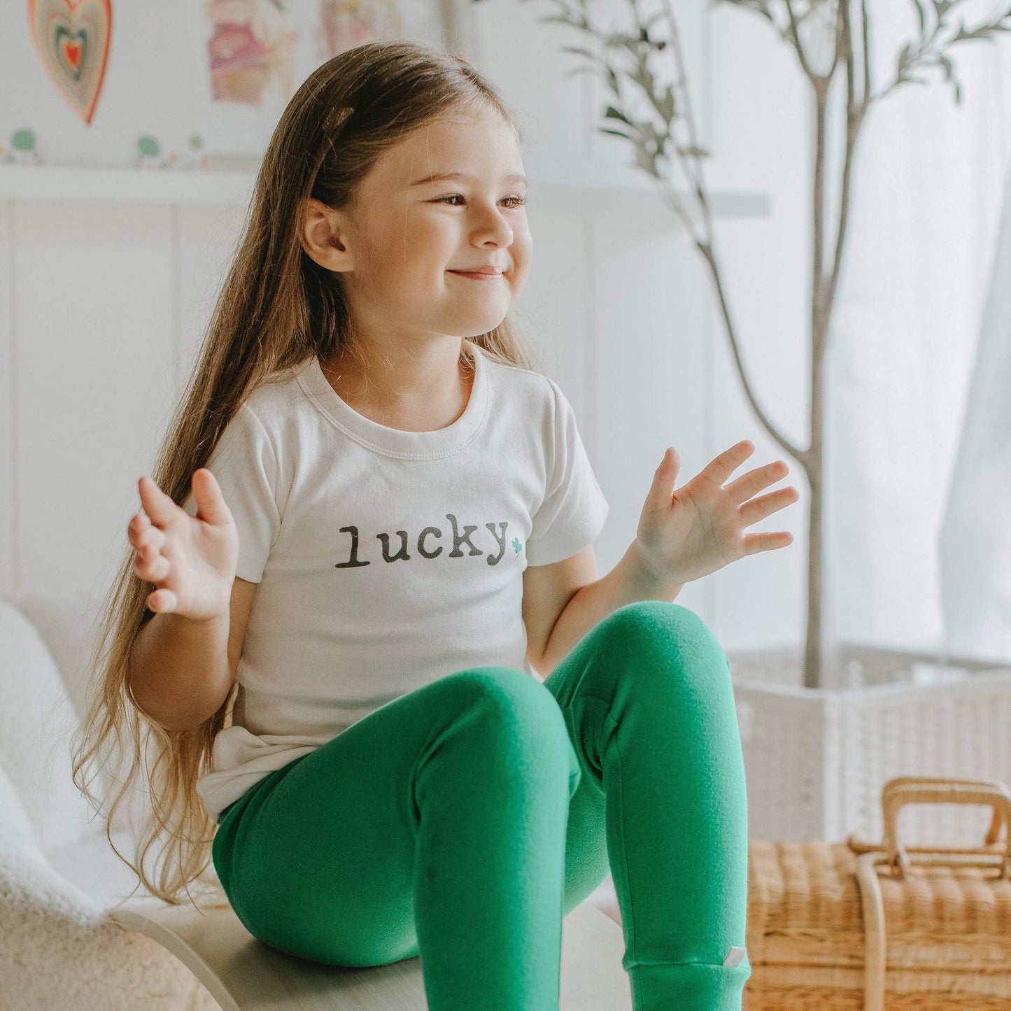 graphic tee | lucky