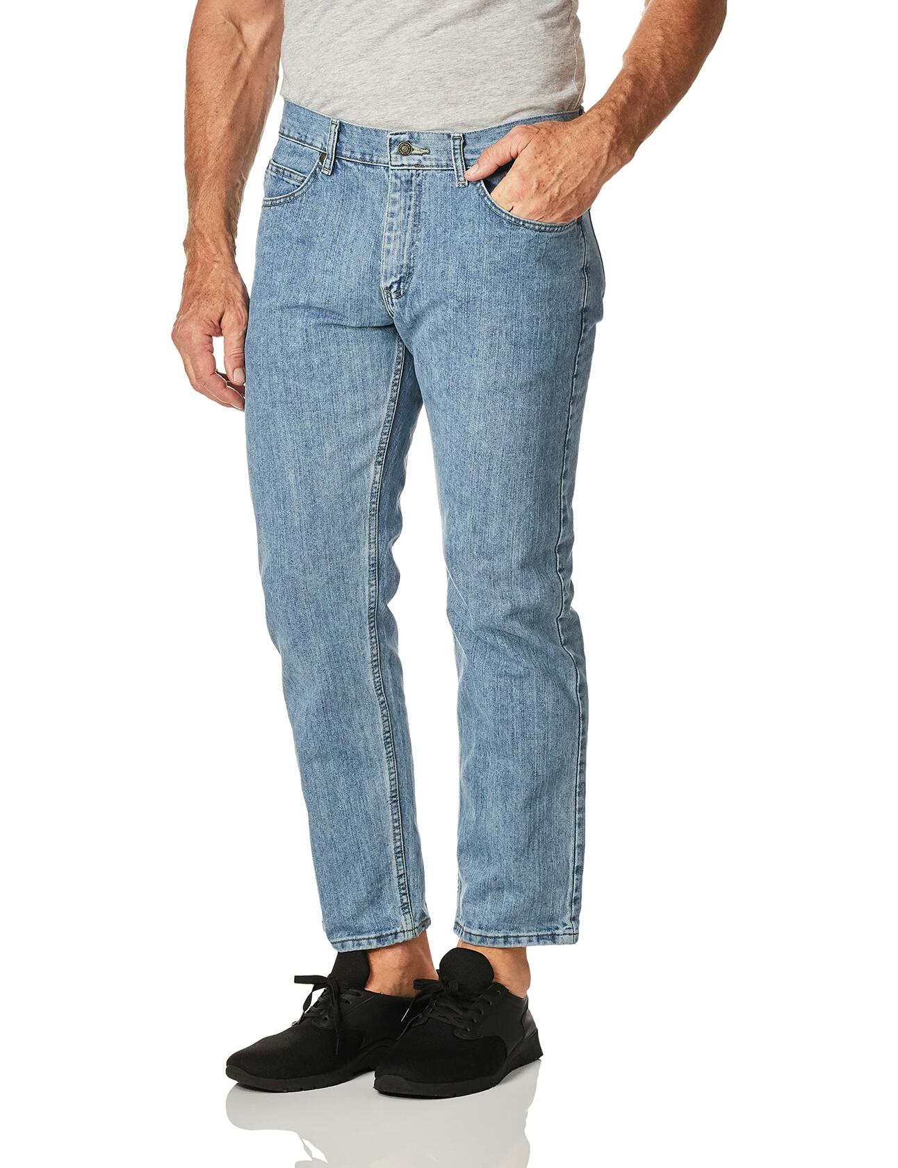 Lee Men's Regular Fit Straight Leg Jean, Worn Light, 42W x 32L