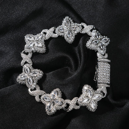 Hip-hop zircon colored infinite four-leaf clover necklace