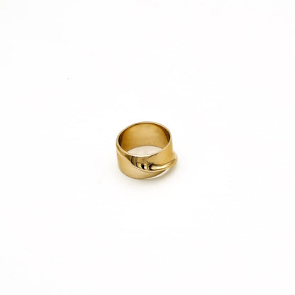 Ripple Wide Band Ring | Pwani