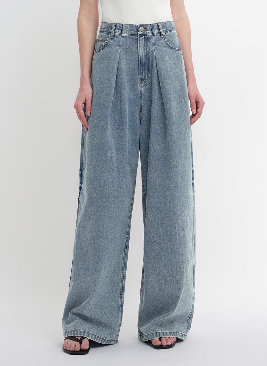 Soft Tencel Cotton Light Structure Pleated Loose Straight Wide Leg Jeans for Women
