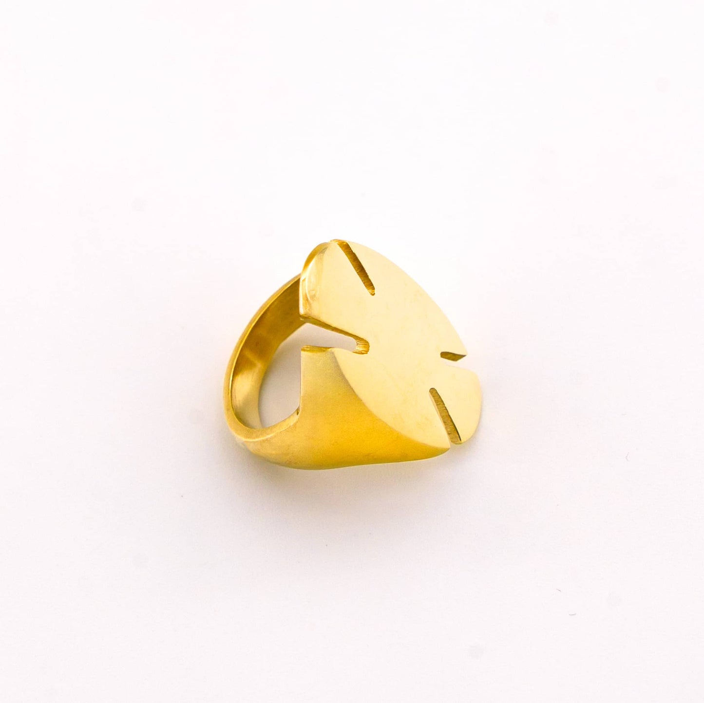 Leaf Shape Ring | Sahara