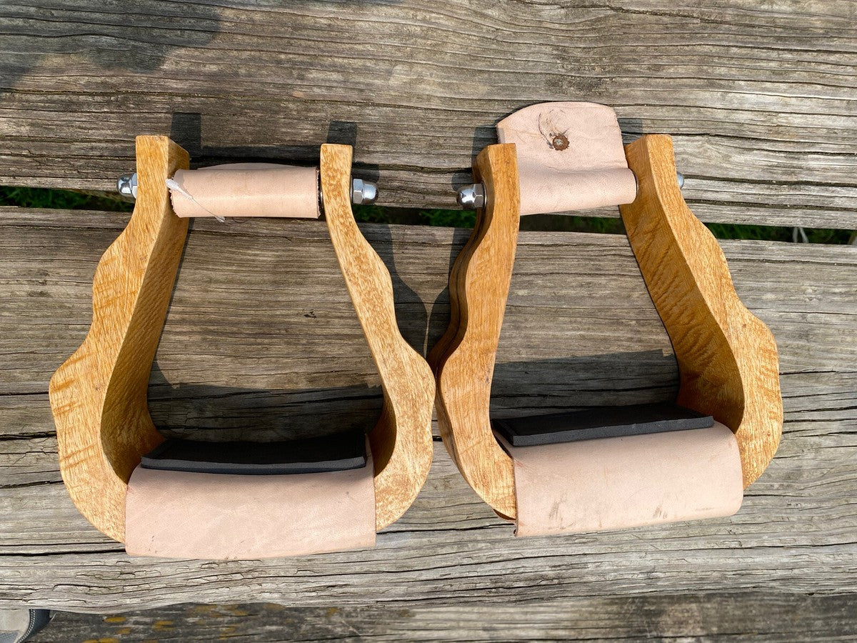 Showman Solid wood stirrups with curvy sides