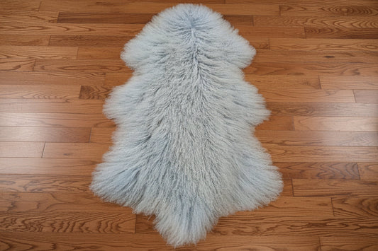 One-of-a-Kind Tibetan Lambswool Rug – Light Blue Crimped Wool (Approx. 2' x 3')