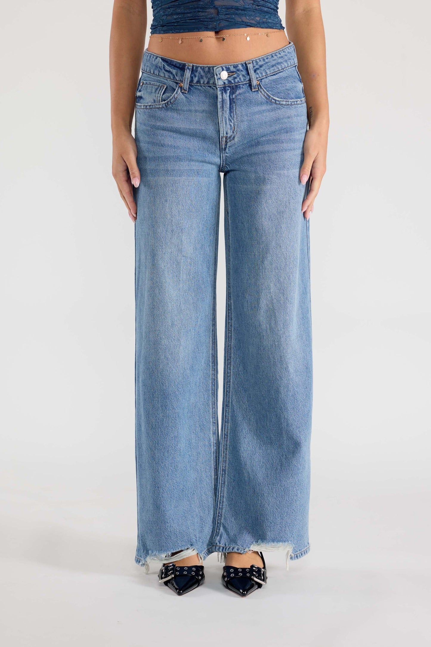 Low Waist Baggy Wide Leg Jeans with Chewed Hem