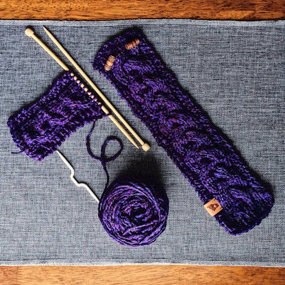 Braided Cable Mug Coozie Knit Kit