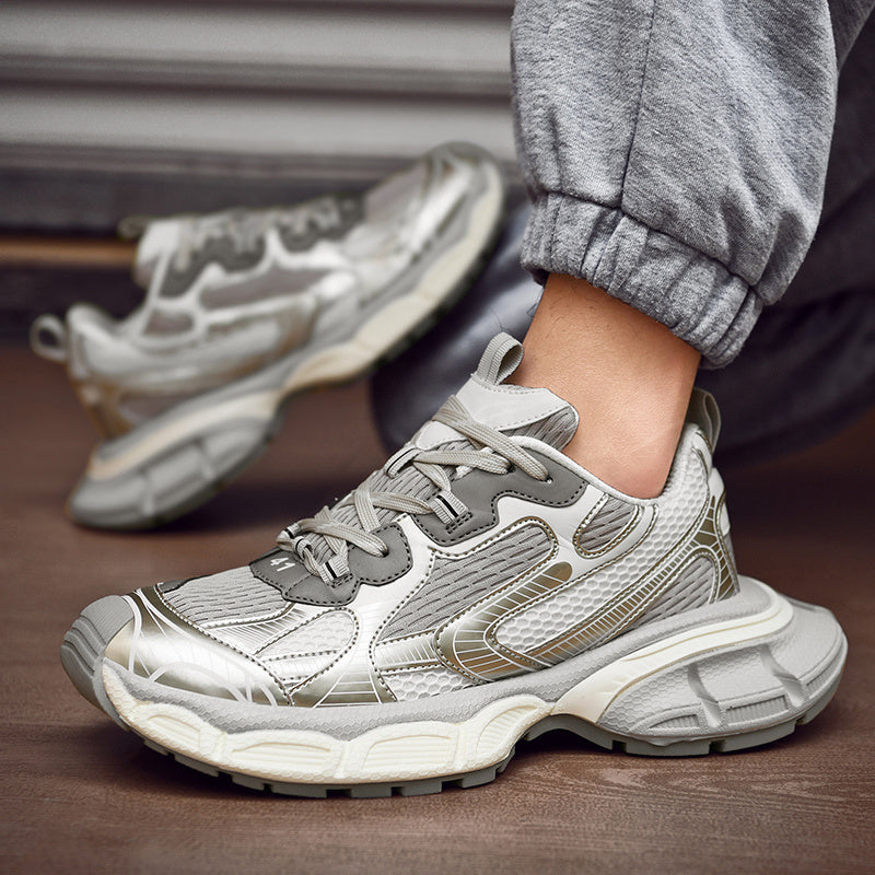 S555 React Sneakers