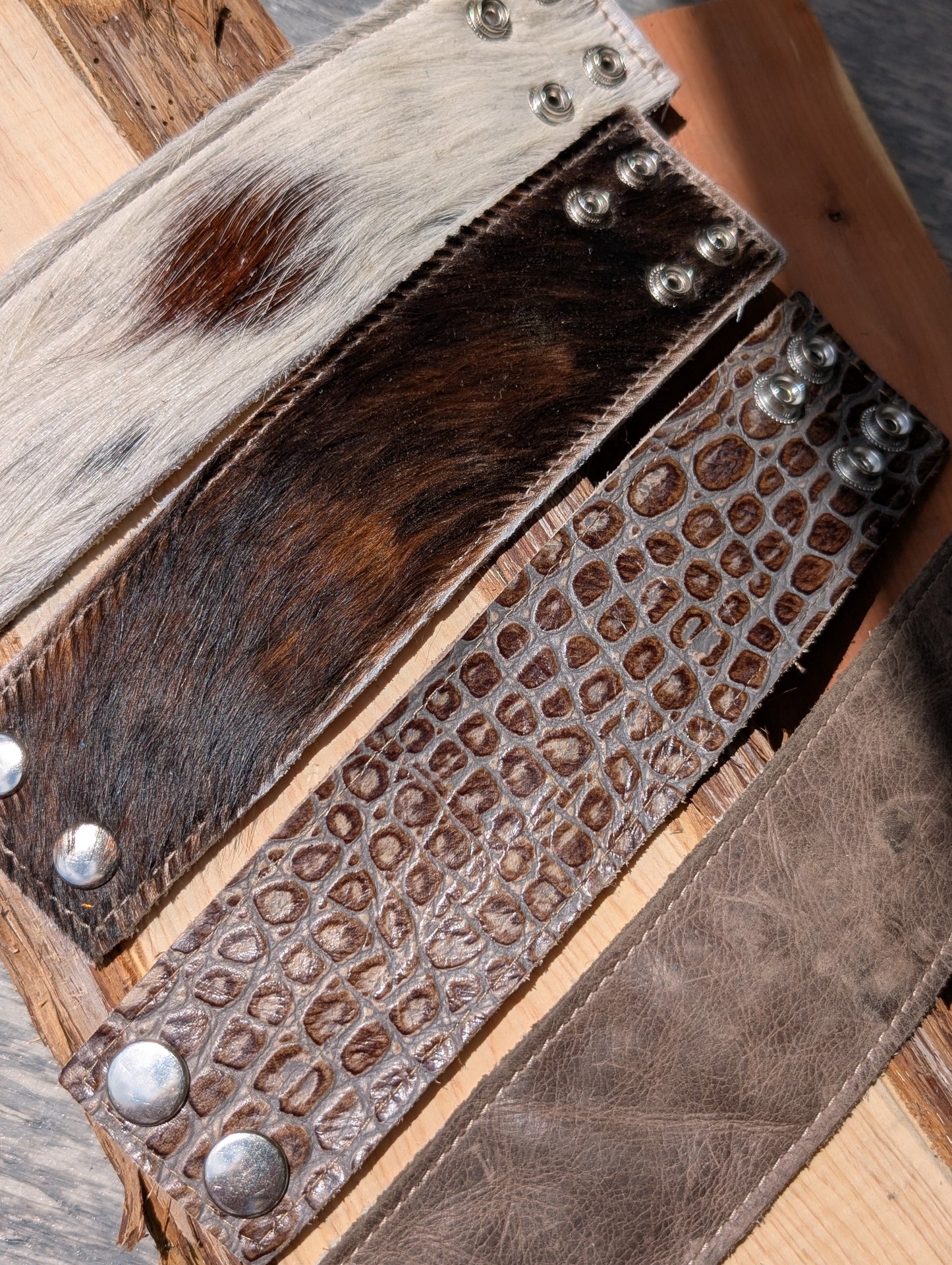 Genuine Leather Bracelet w/coin Zipper.
