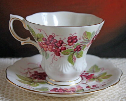Royal Albert Mug. Old Country Roses Motif. Made in England. Replacements. Gift for Mom. Gift for Her.